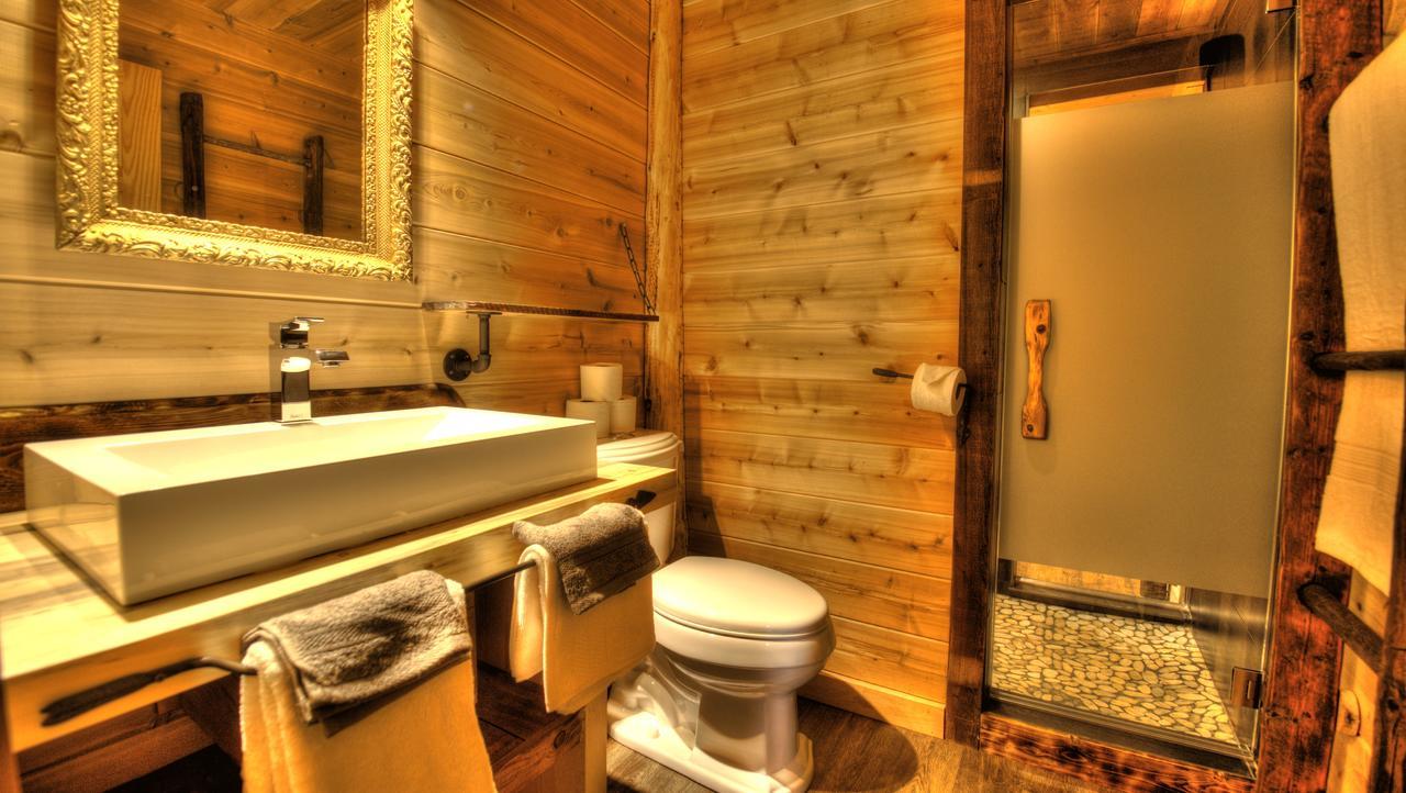 Le Bivouac - Les Chalets Spa Canada ลามัลแบ ภายนอก รูปภาพ